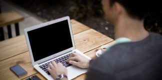 Technik informatyk - co powinieneś wiedzieć?