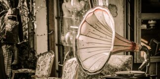 Do czego podłączyć głośniki?